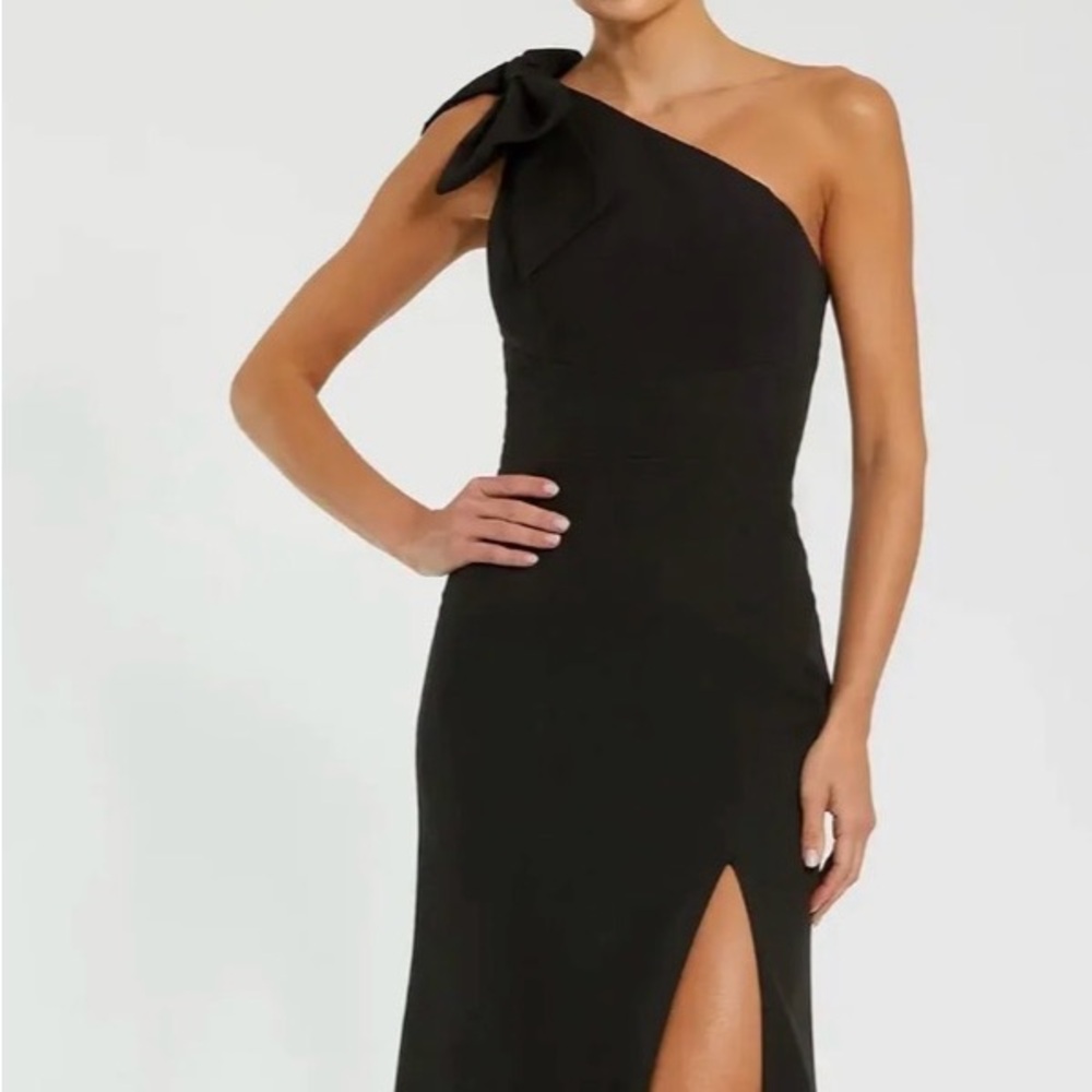 Mac Duggal Strapless Black Gown